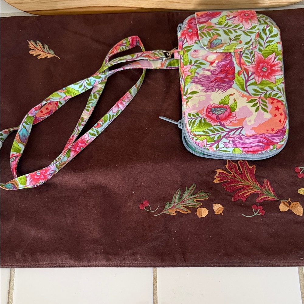 Vera Bradley cross body purse 🐈‍⬛